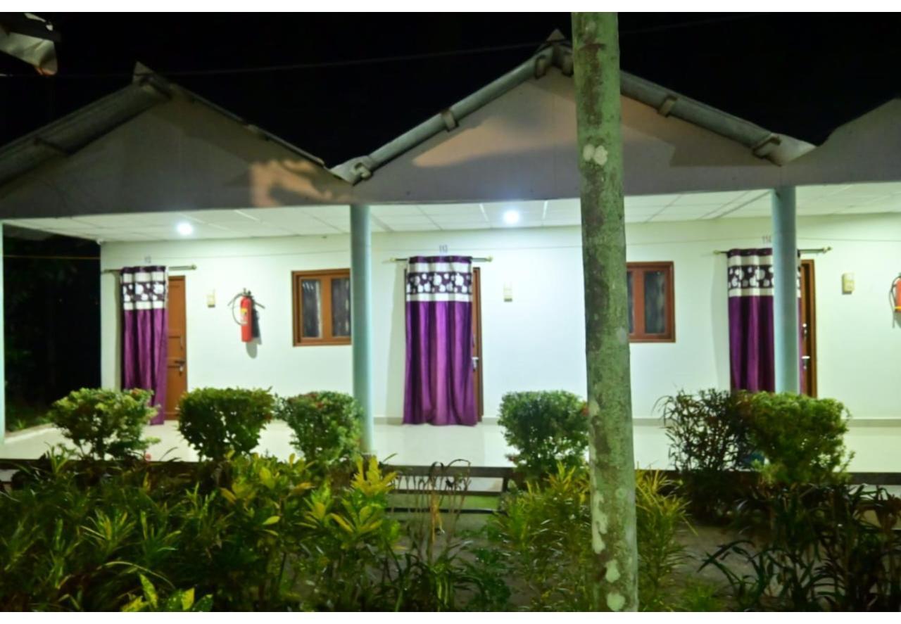 Moon Shine Garden Resort Lakshmanpur Zewnętrze zdjęcie